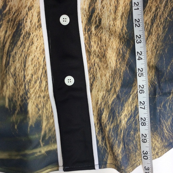 NWT, Mr Bao Long Miss Go Lion button down shirt - Picture 8 of 8